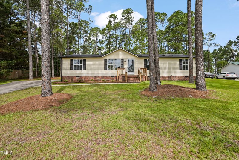 101 Hunter Field, Sanford, NC 27332