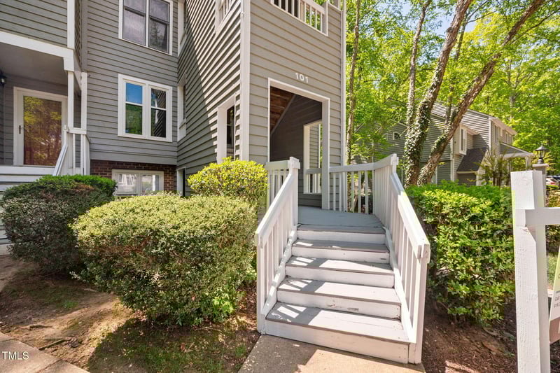 101 Hunting Chase #2b, Cary, NC 27513