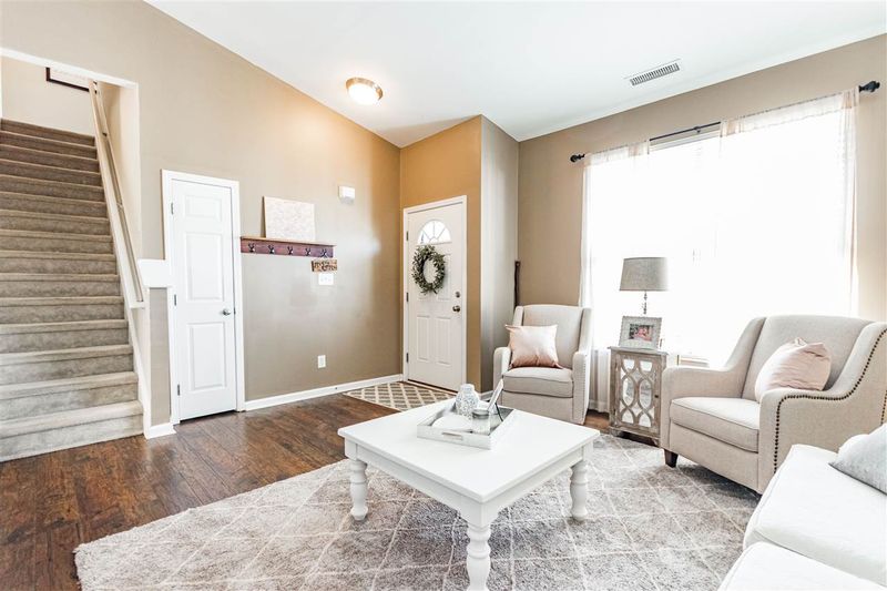 101 Jasper Point Dr, Holly Springs, NC 27540