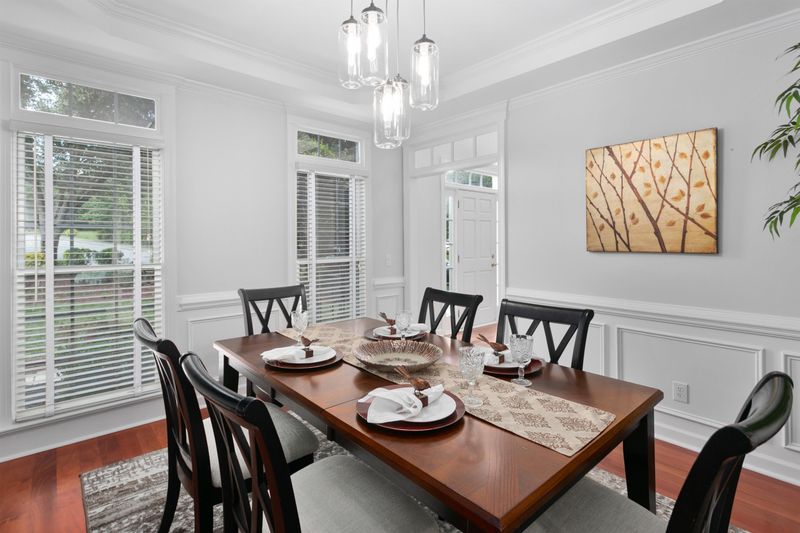 101 Jesnick Ln, Cary, NC 27519