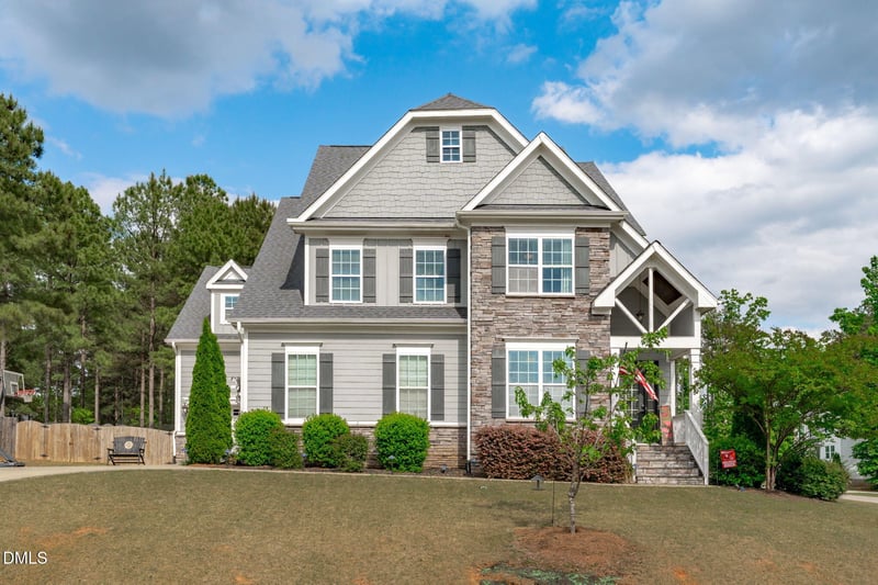 101 Jewell Farm Ln, Holly Springs, NC 27540