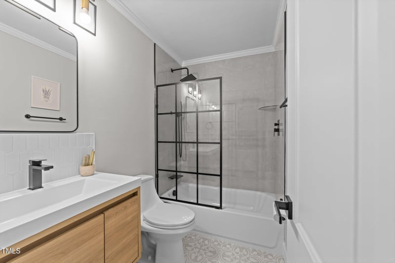 101 Joel Ct, Cary, NC 27513