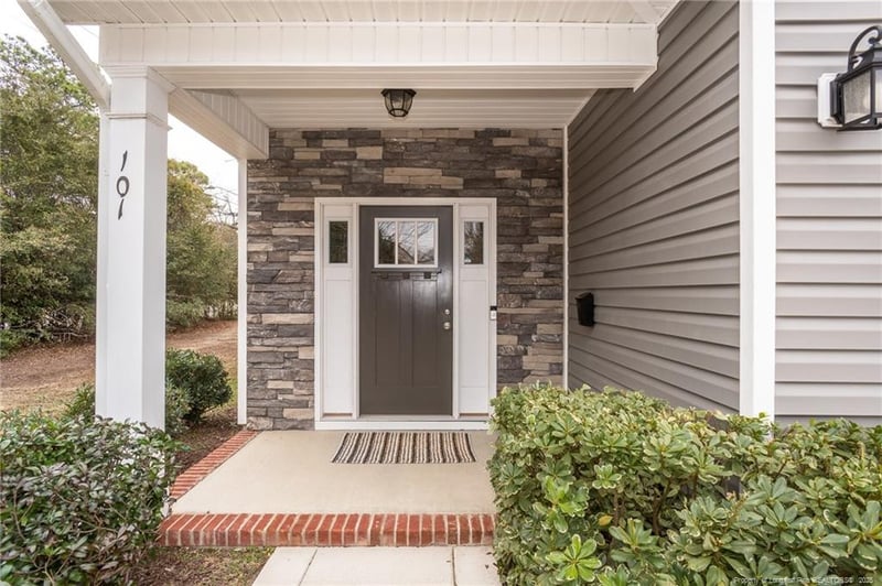 101 John St, Fayetteville, NC 28305
