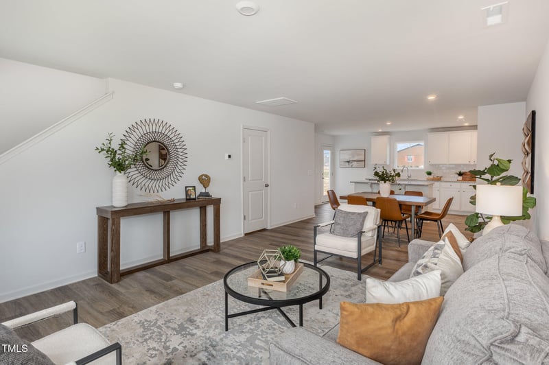 101 Johnson Ridge Way, Four Oaks, NC 27524
