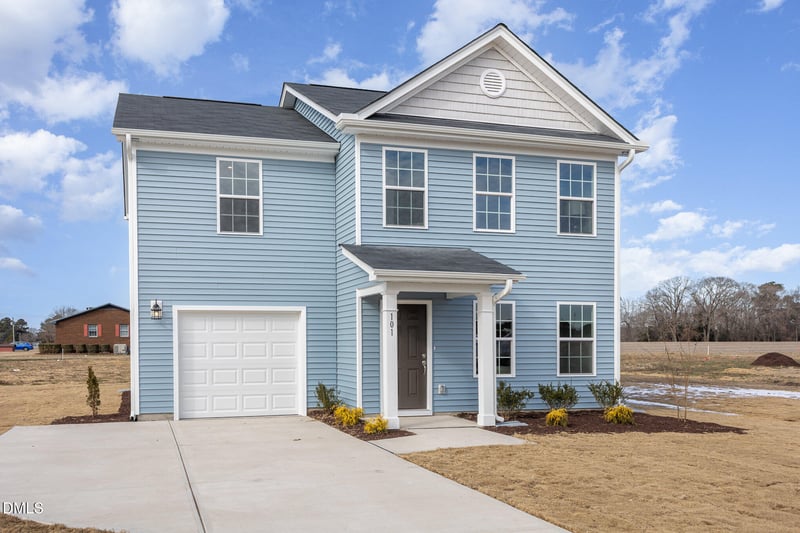 101 Johnson Ridge Way, Four Oaks, NC 27524