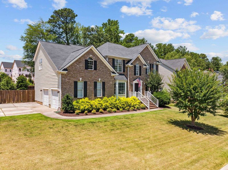 101 Joseph Pond Ln, Cary, NC 27519
