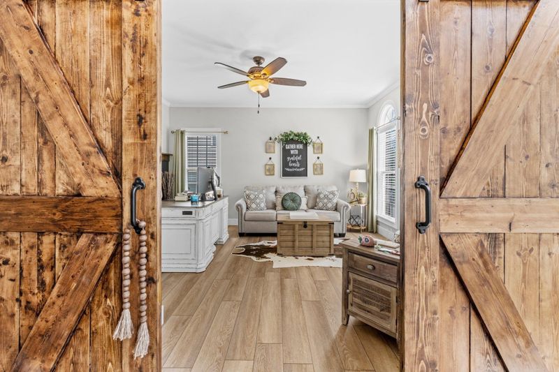 101 Joseph Pond Ln, Cary, NC 27519