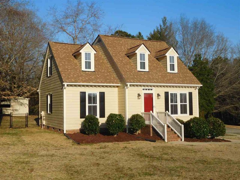 101 Keri Dr, Garner, NC 27529