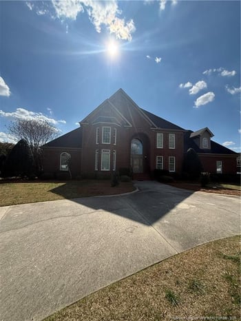 101 Kingsway Dr, Dunn, NC 28334