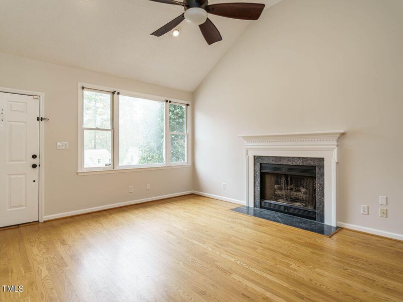 101 Lacoste Ln, Cary, NC 27511