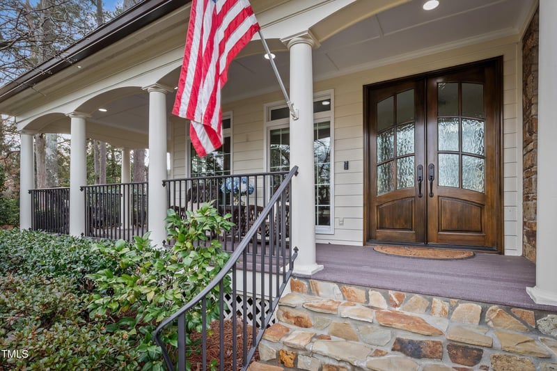 101 Lake Cliff Ct, Cary, NC 27513