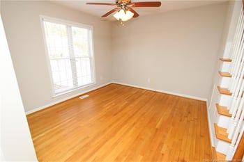 101 Lake Meadow Dr, Apex, NC 27502