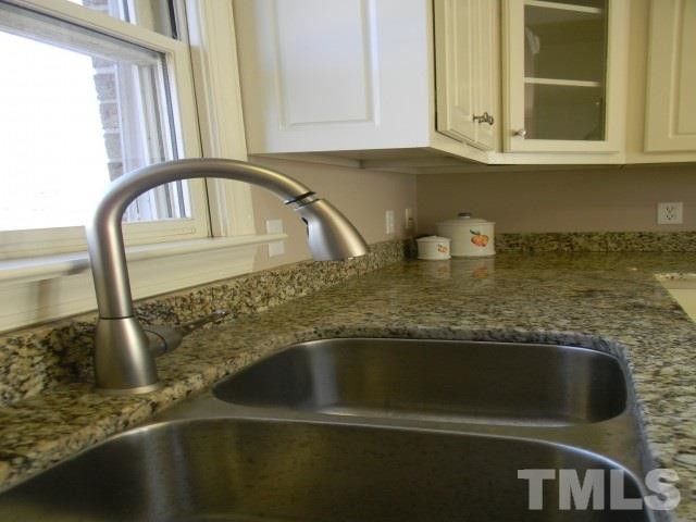 101 Lake Ridge Dr, Goldsboro, NC 27530
