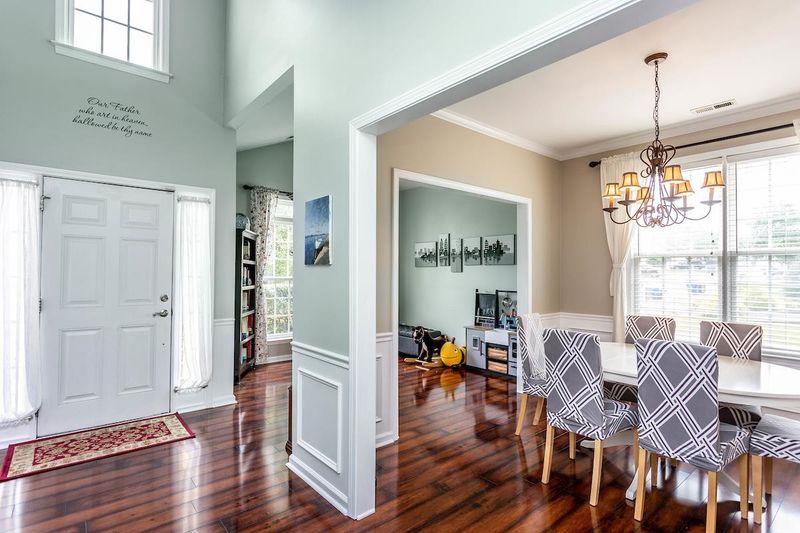 101 Lake Valley Ln, Durham, NC 27703