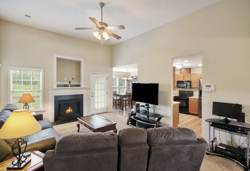 101 Lee Trace Dr, Smithfield, NC 27577