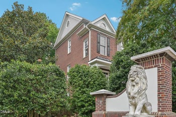 101 Lions Gate Dr, Cary, NC 27518