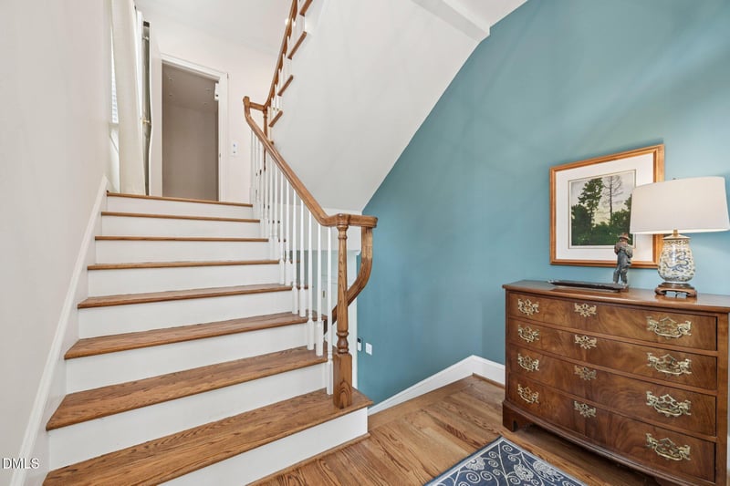 101 Lions Gate Dr, Cary, NC 27518