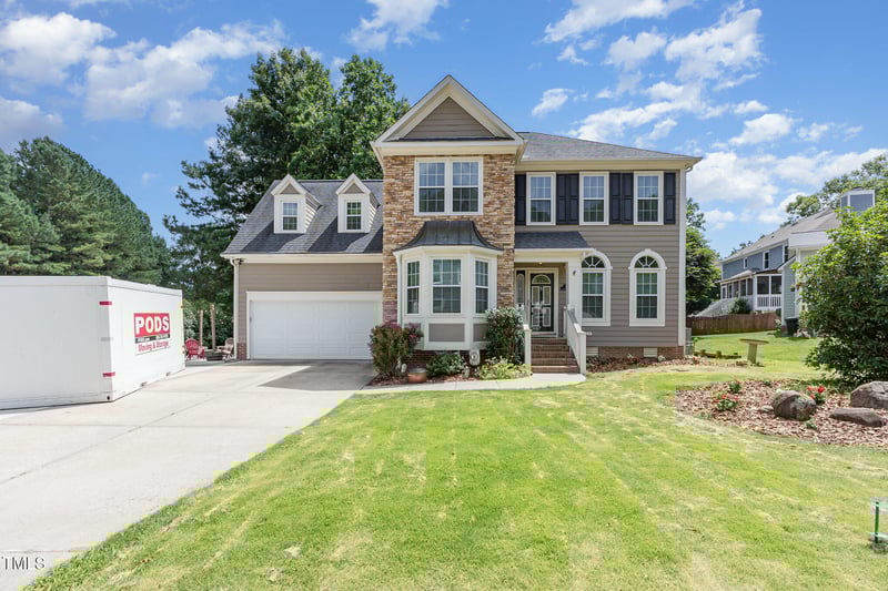 101 Lochmere Forest Dr, Cary, NC 27518