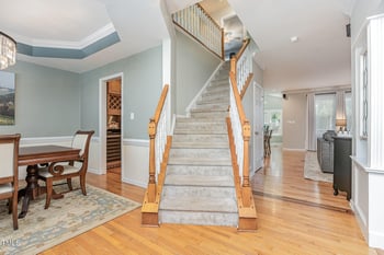 101 Lochmere Forest Dr, Cary, NC 27518
