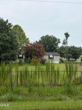 101 Lois Ln, Clayton, NC 27520