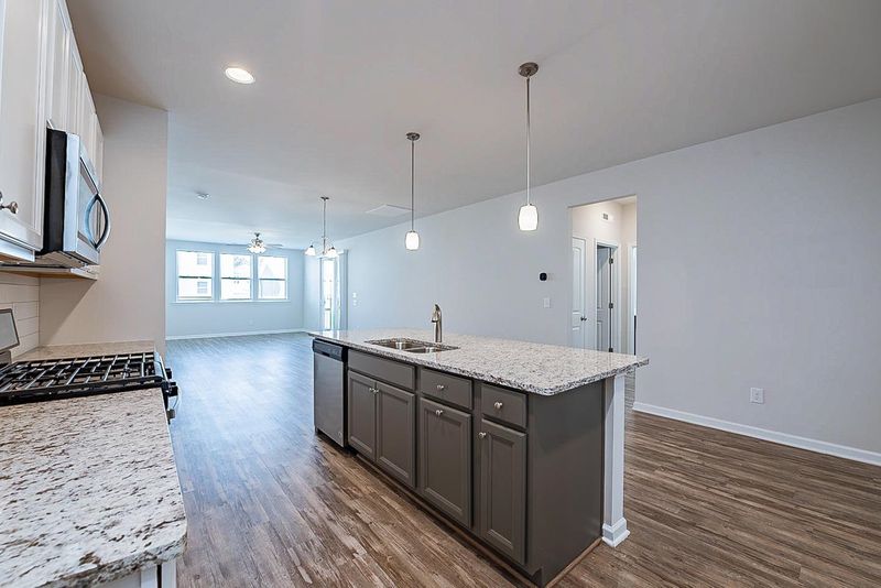 101 Mallard Loop Dr, Clayton, NC 27527