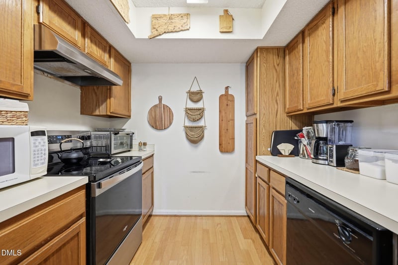 101 Marbury Ct #Lc, Cary, NC 27513