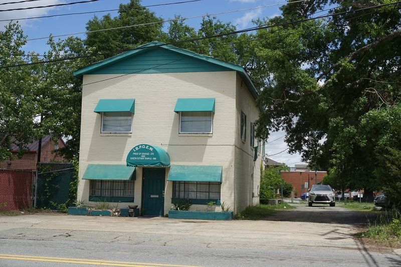 101 S Merritt Mill Rd, Chapel Hill, NC 27514