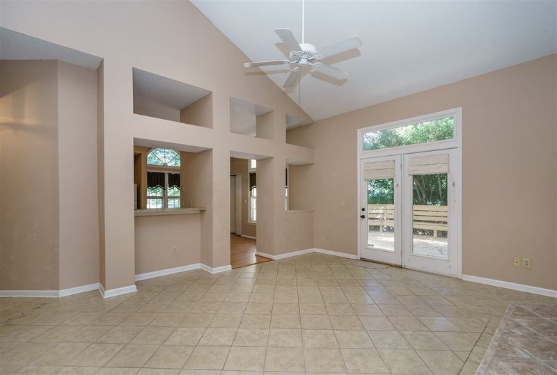 101 Miramar Ct, Cary, NC 27511