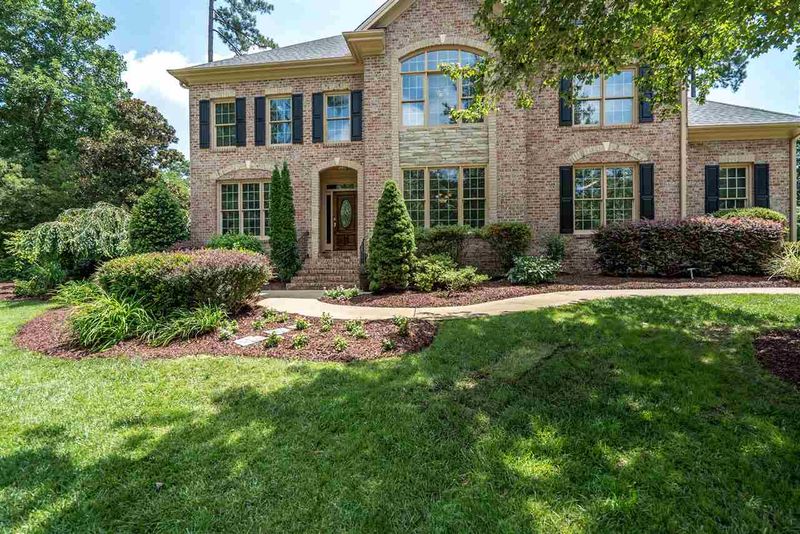 101 Moreland Ct, Cary, NC 27518