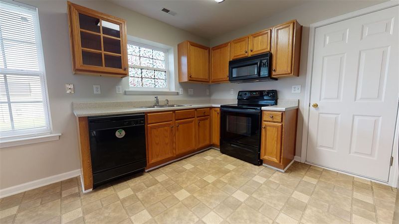 101 Morning View Ct, Durham, NC 27703