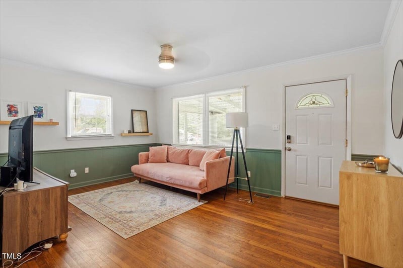 101 Murphy Dr, Cary, NC 27513