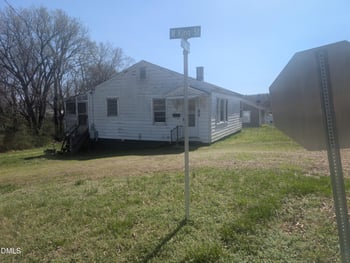 101 Murray St, Hillsborough, NC 27278