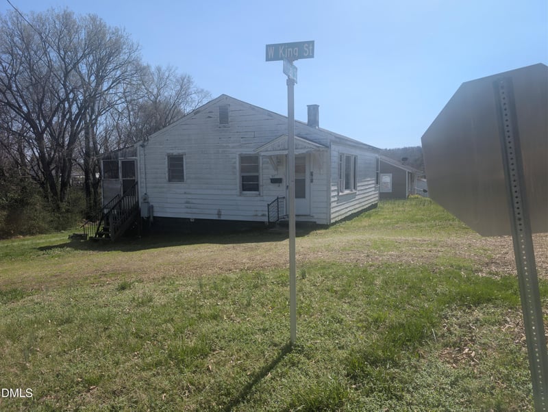 101 Murray St, Hillsborough, NC 27278
