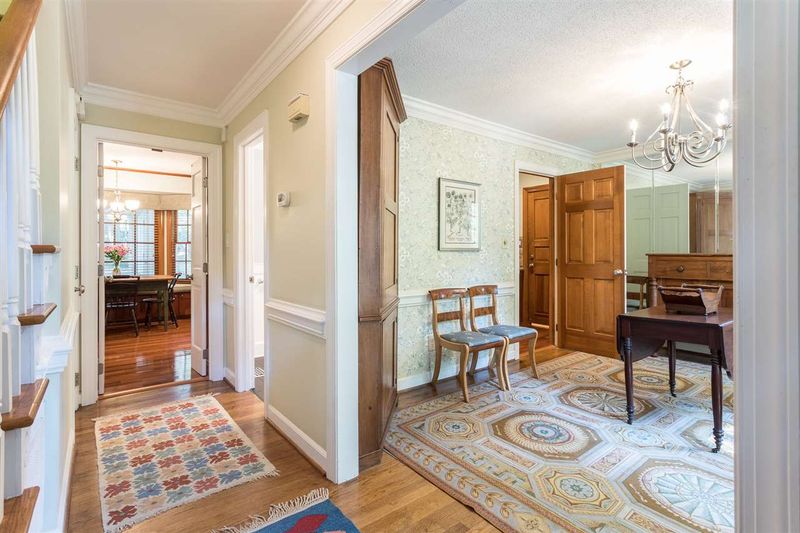 101 Nathaniel Ct, Cary, NC 27511