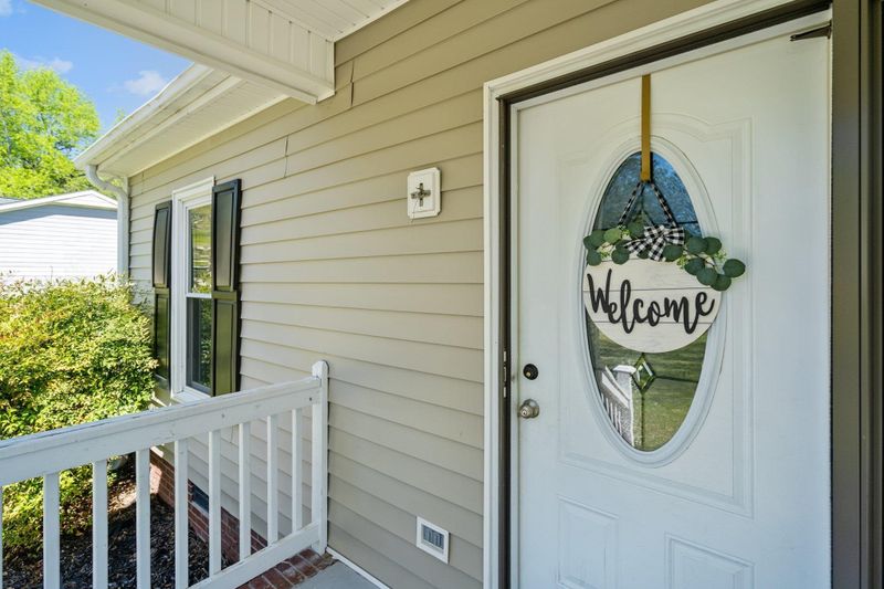 101 N Nikol Way, Clayton, NC 27520