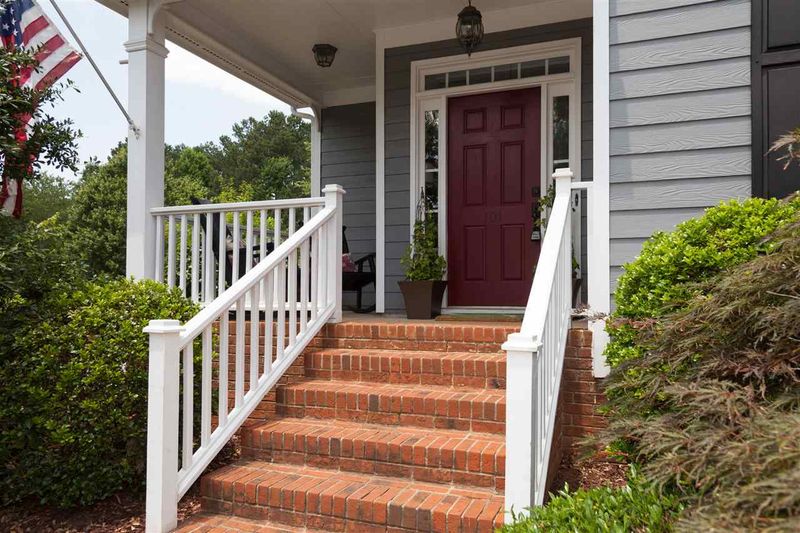101 Norwalk Dr, Holly Springs, NC 27540
