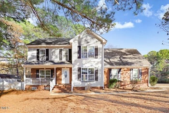 101 Oak Hollow Ct, Goldsboro, NC 27534