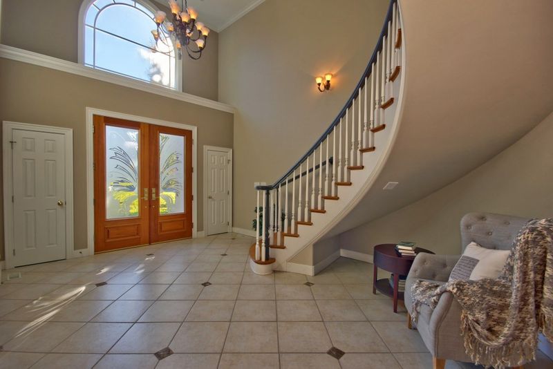 101 Oakpond Ct, Cary, NC 27513