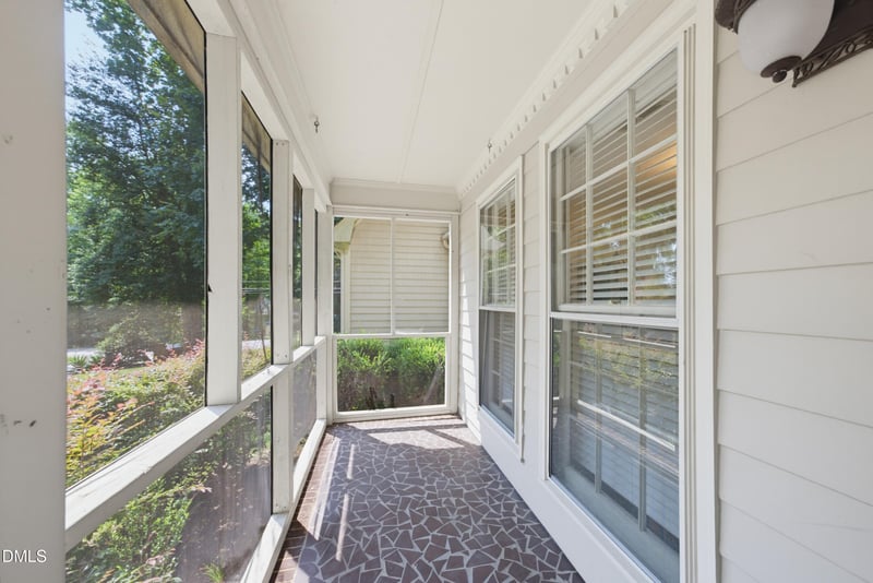 101 Oakwood Dr, Wake Forest, NC 27587