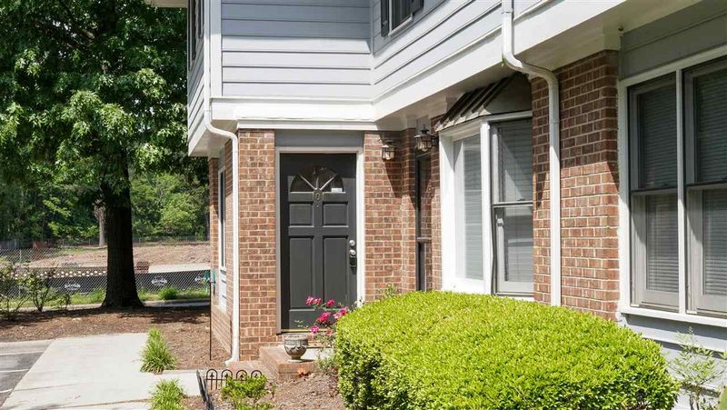 101 Old Cooper Sq, Chapel Hill, NC 27517