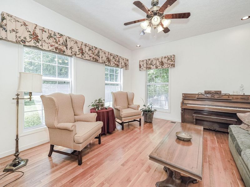 101 Old Spring Rd, Chapel Hill, NC 27516