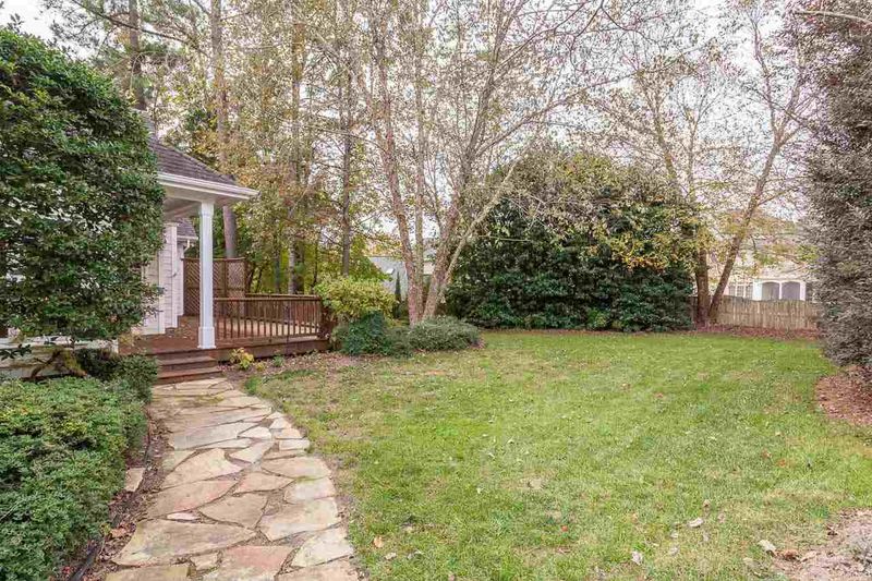 101 Paddy Rock Ct, Cary, NC 27518