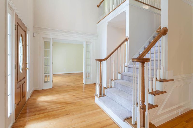 101 Paddy Rock Ct, Cary, NC 27518