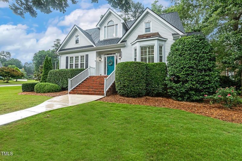 101 Parkbow Ct, Cary, NC 27519