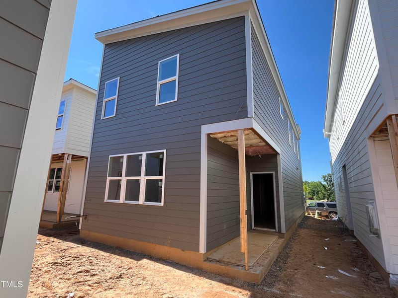 101 Parkland Dr, Pittsboro, NC 27312
