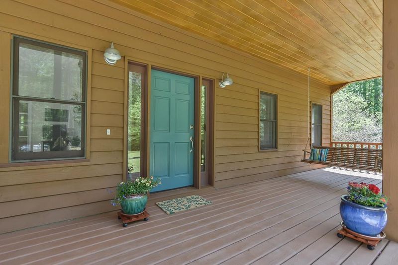 101 Pine Ridge Ct, Pittsboro, NC 27312
