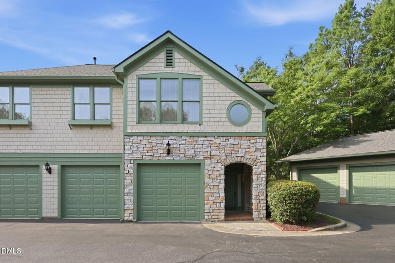 101 Presque Isle Ln #Bldg 100, Chapel Hill, NC 27514