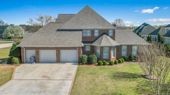 101 Queensbury Ct, Dunn, NC 28334