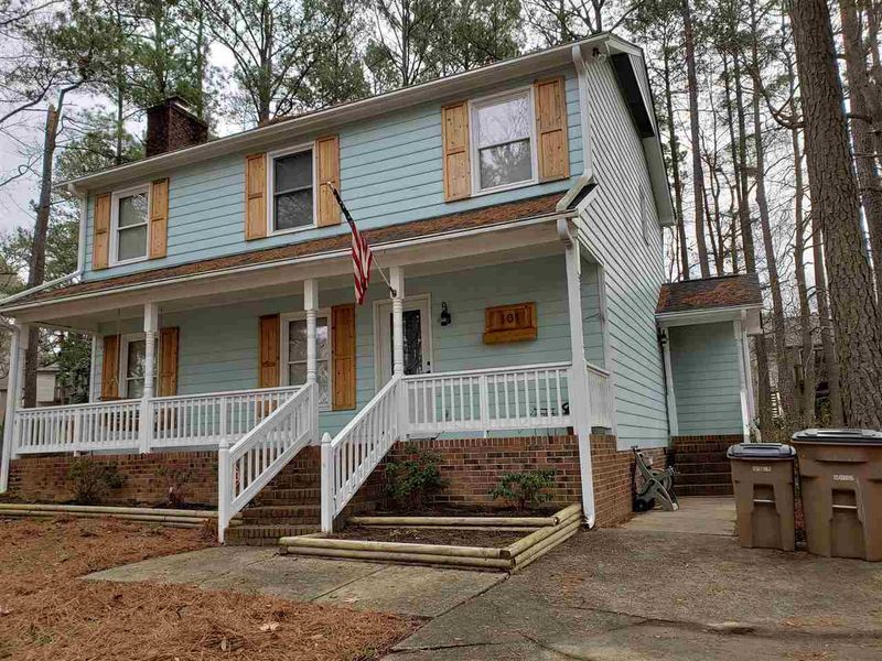 101 Remington Woods Dr, Wake Forest, NC 27587