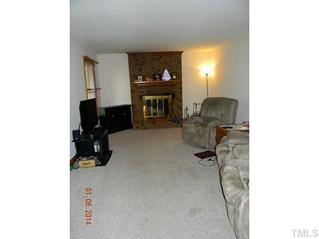 101 Remington Woods Rd, Wake Forest, NC 27587